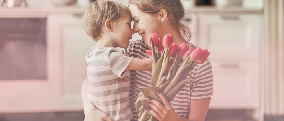 MÊS DOS PAIS PARA MÃES SOLO: UM AMOR QUE TRANSBORDA!